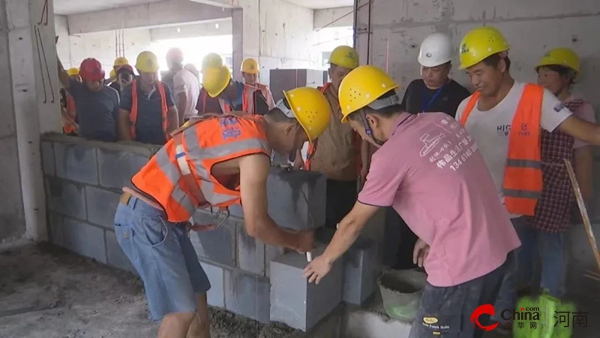 正阳县住建局联合县人社局开展“人人持证技能河南”建筑工匠职业技能考核