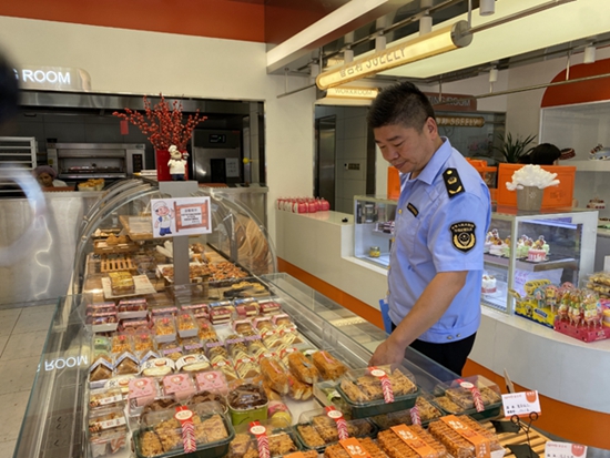 ​罗山县市场监管局开展烘焙蛋糕店食品安全专项检查