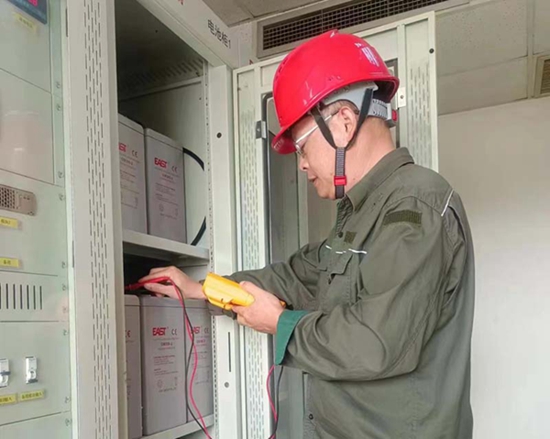 ​国网光山县供电公司：加强电源管理 保障通信安全