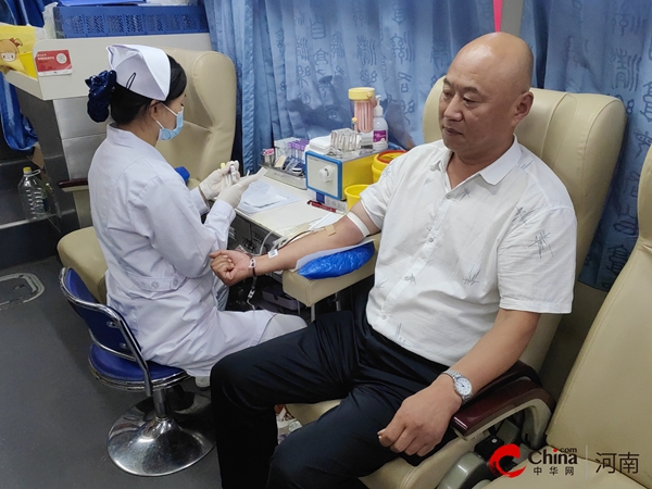 ​西平县民政局积极组织参加无偿献血活动