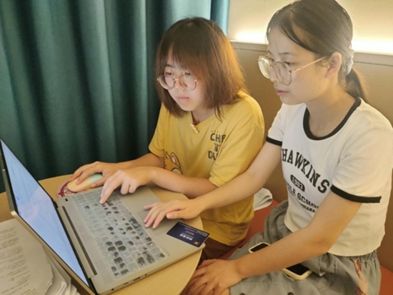 ​郑州大学新闻与传播学院暑期三下乡实践团队到罗山开展实地调研活动